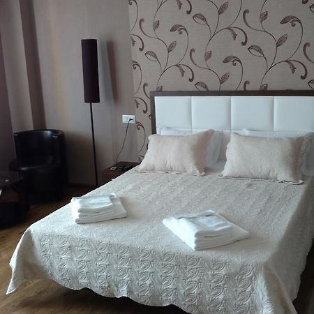 Hotel Stal+ Tbilisi Bagian luar foto