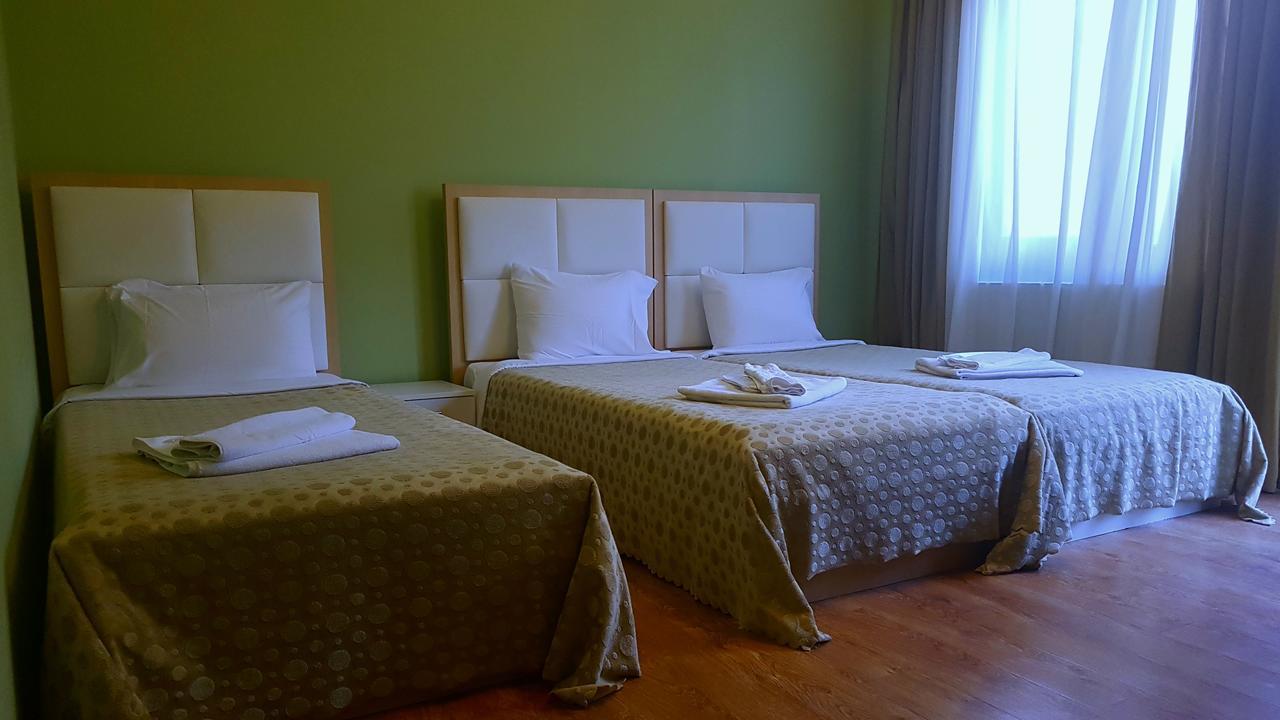Hotel Stal+ Tbilisi Bagian luar foto