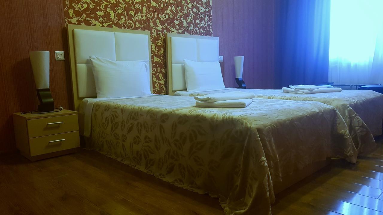 Hotel Stal+ Tbilisi Bagian luar foto