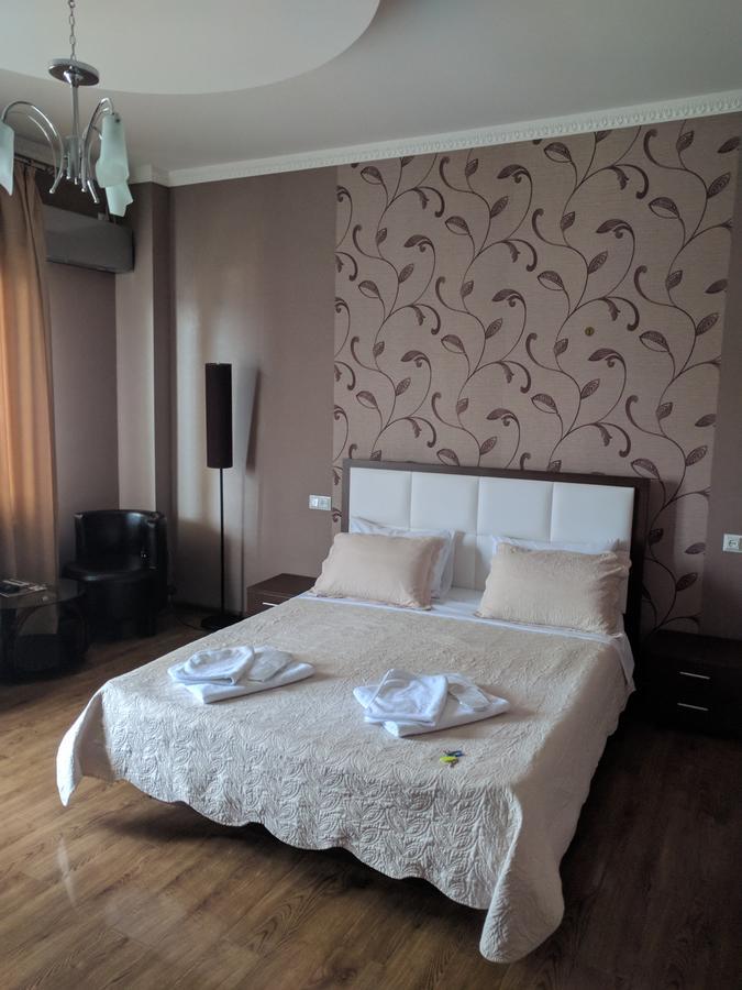 Hotel Stal+ Tbilisi Bagian luar foto